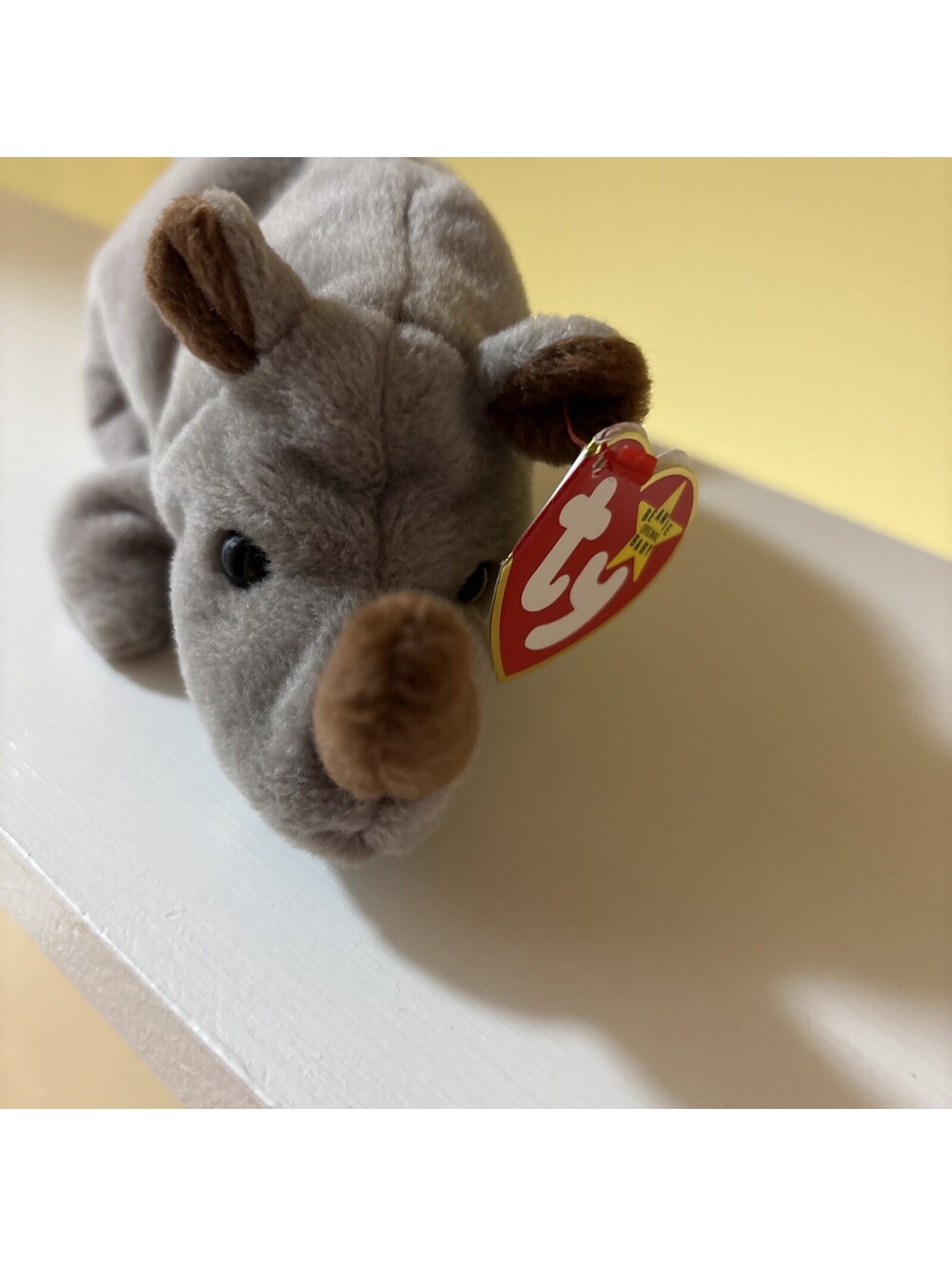 TY Beanie Baby Spike the Rhino DOB August 13, 1996 MWMT Retired